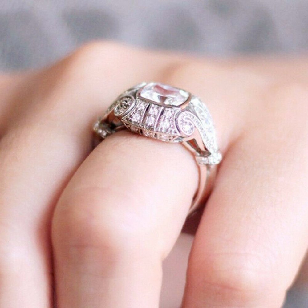 Elegant  925 Silver White Sapphire Ring - Picture 5 of 7